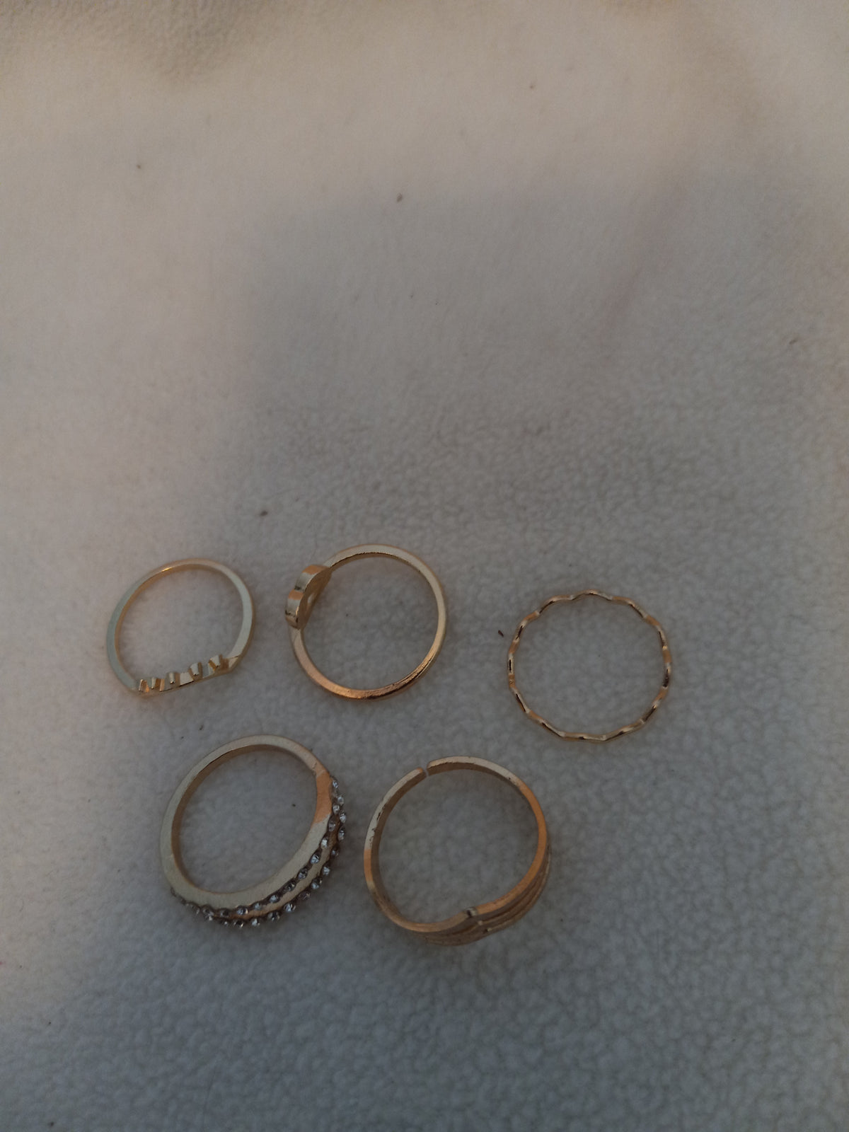 J 207 Gold Rings in 5 Assorted Sizes for Stacking