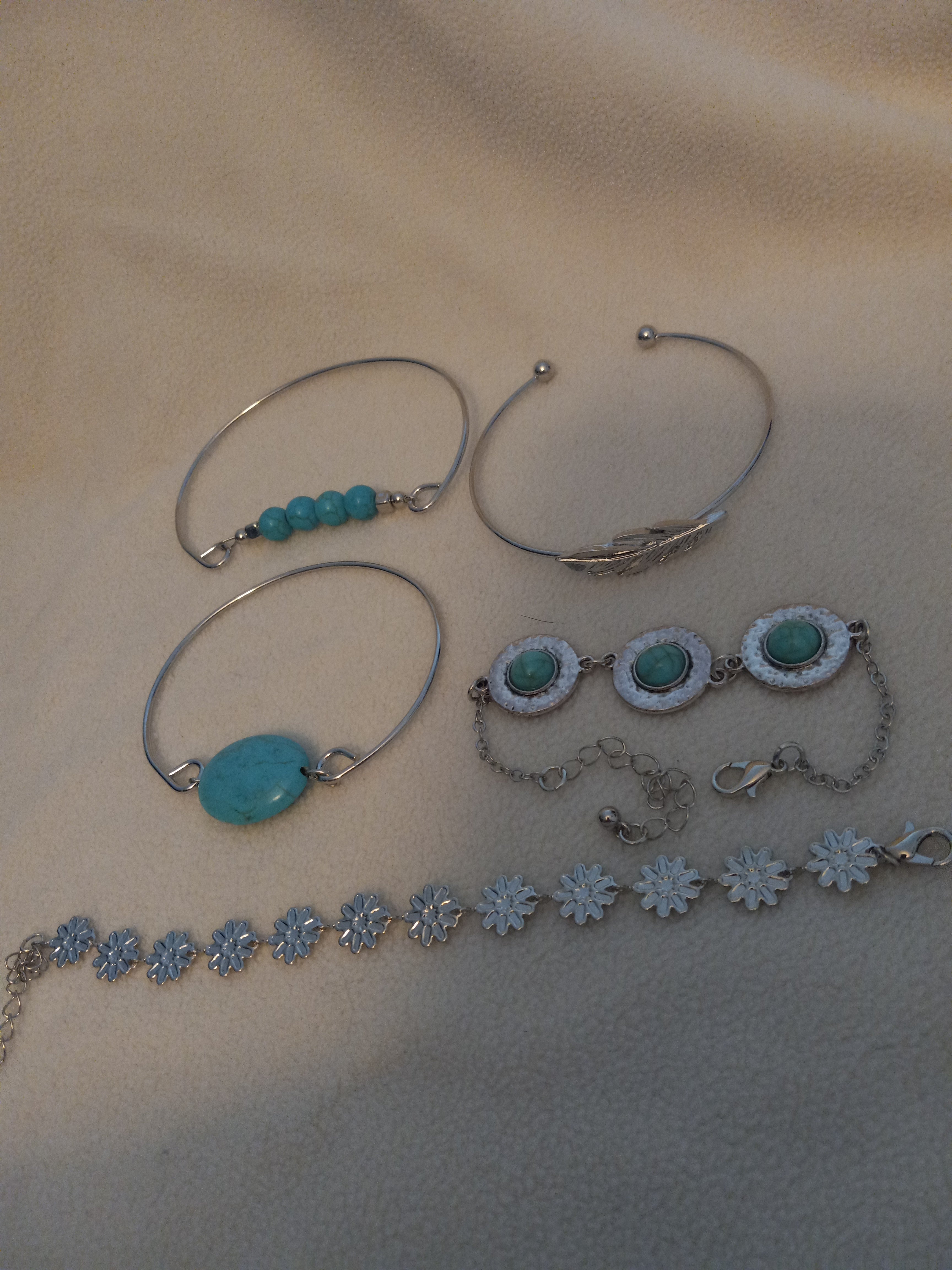 J 20  Set of 5 Silver and Turquoise Bracelets