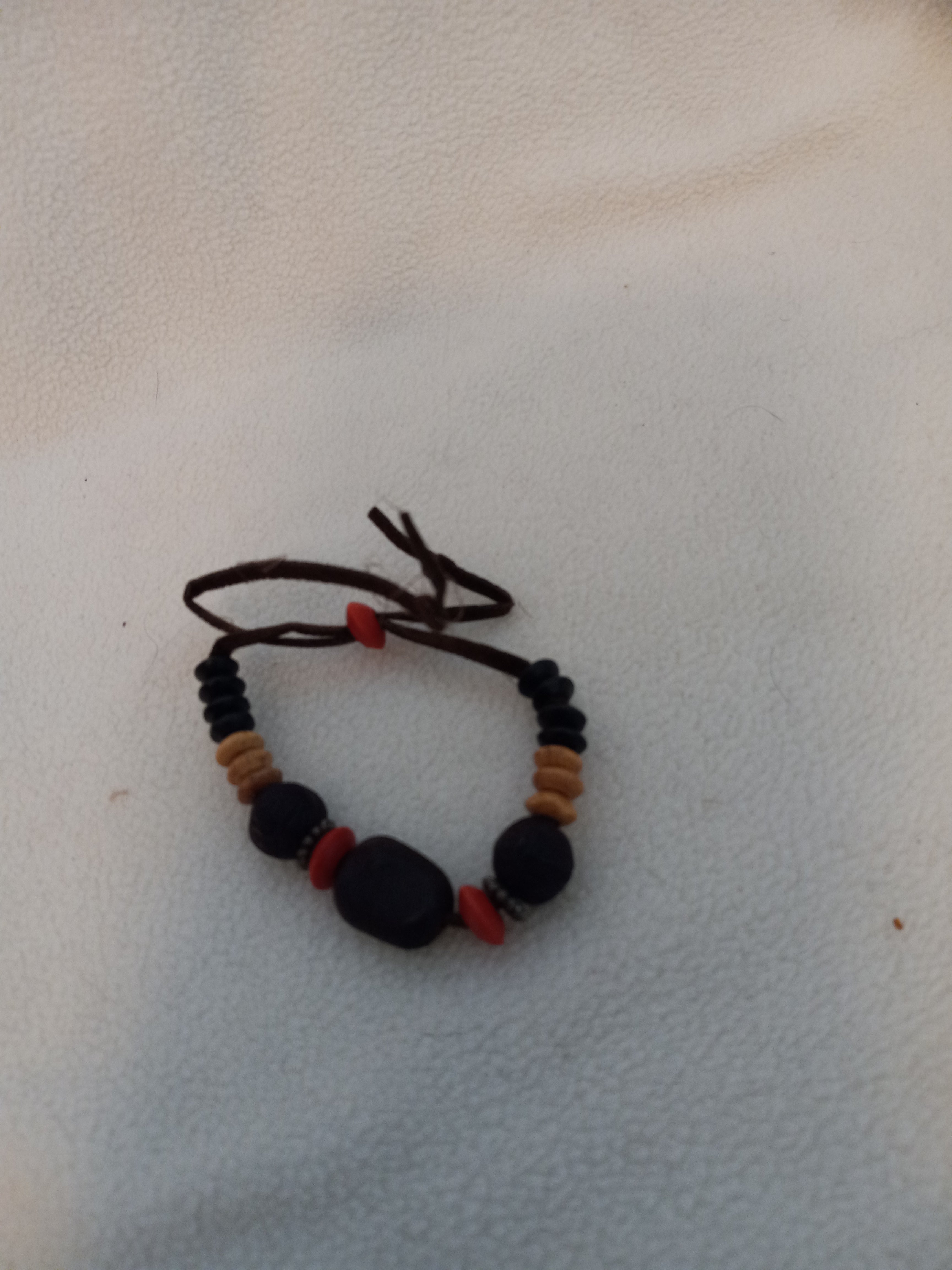 J 116  Girls Beaded Bracelet