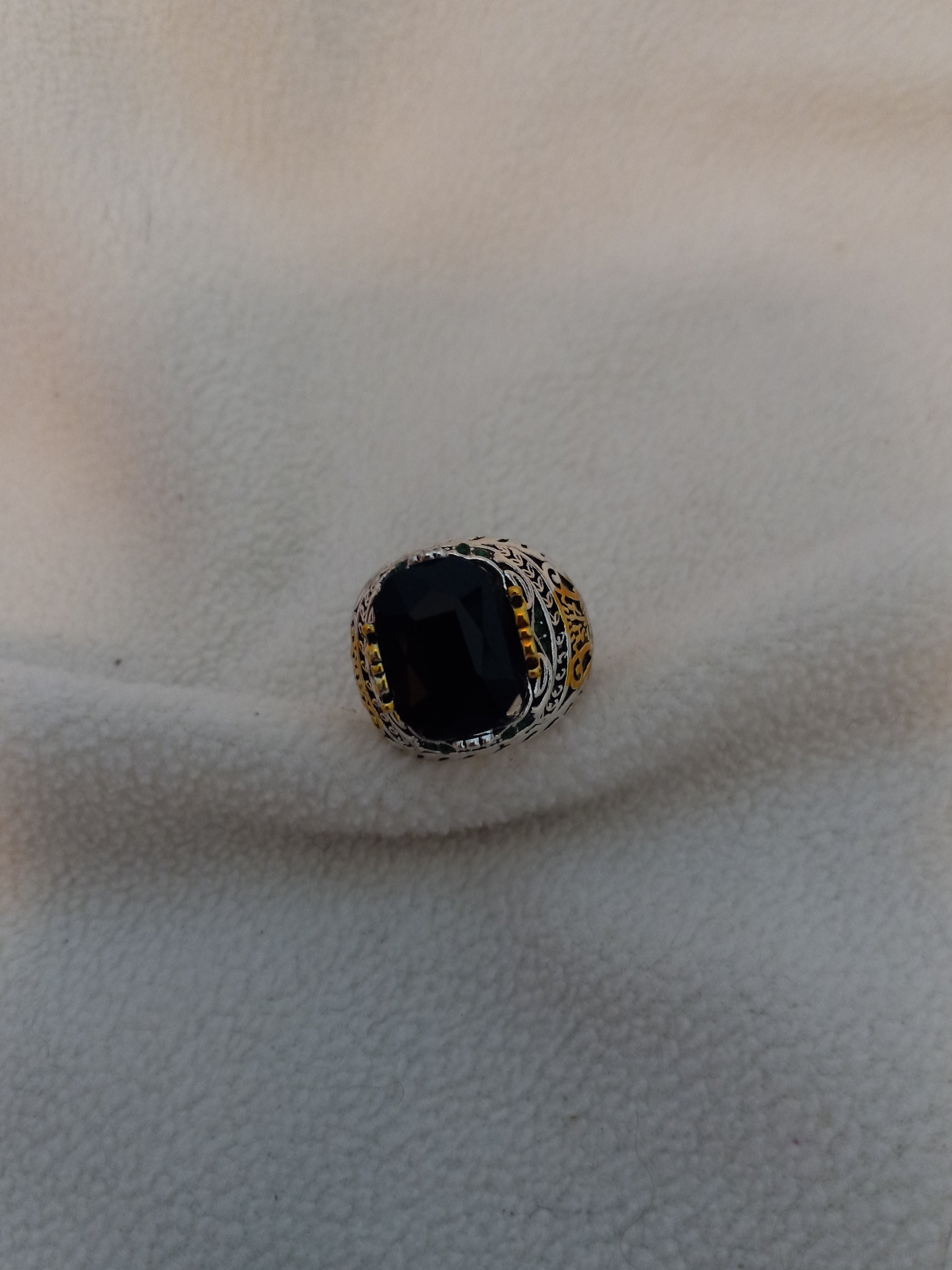 J 110  Mens Silver and Onyx Ring - Size 7