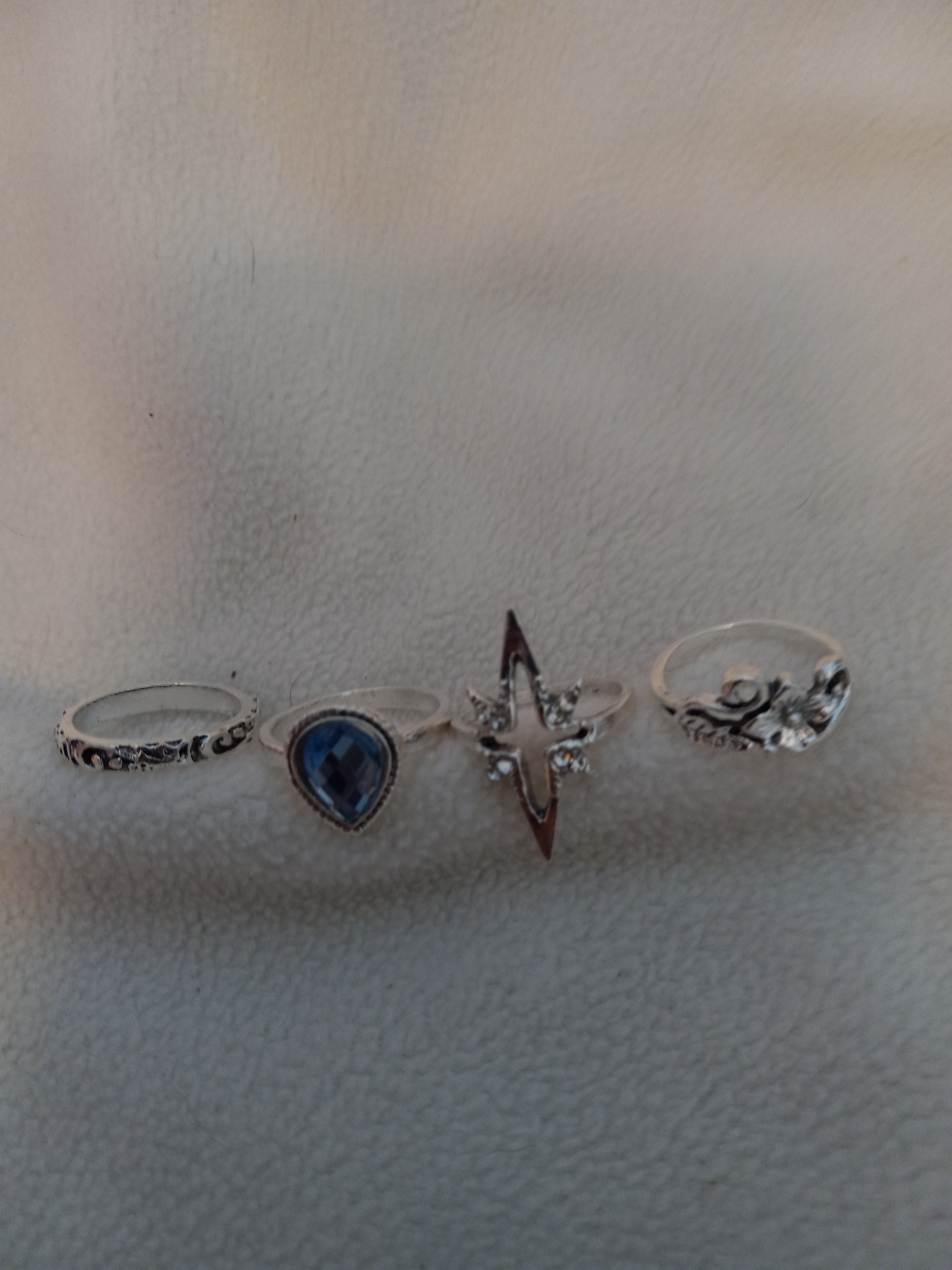 J 102  Set of 4 Silver Rings - Size 6