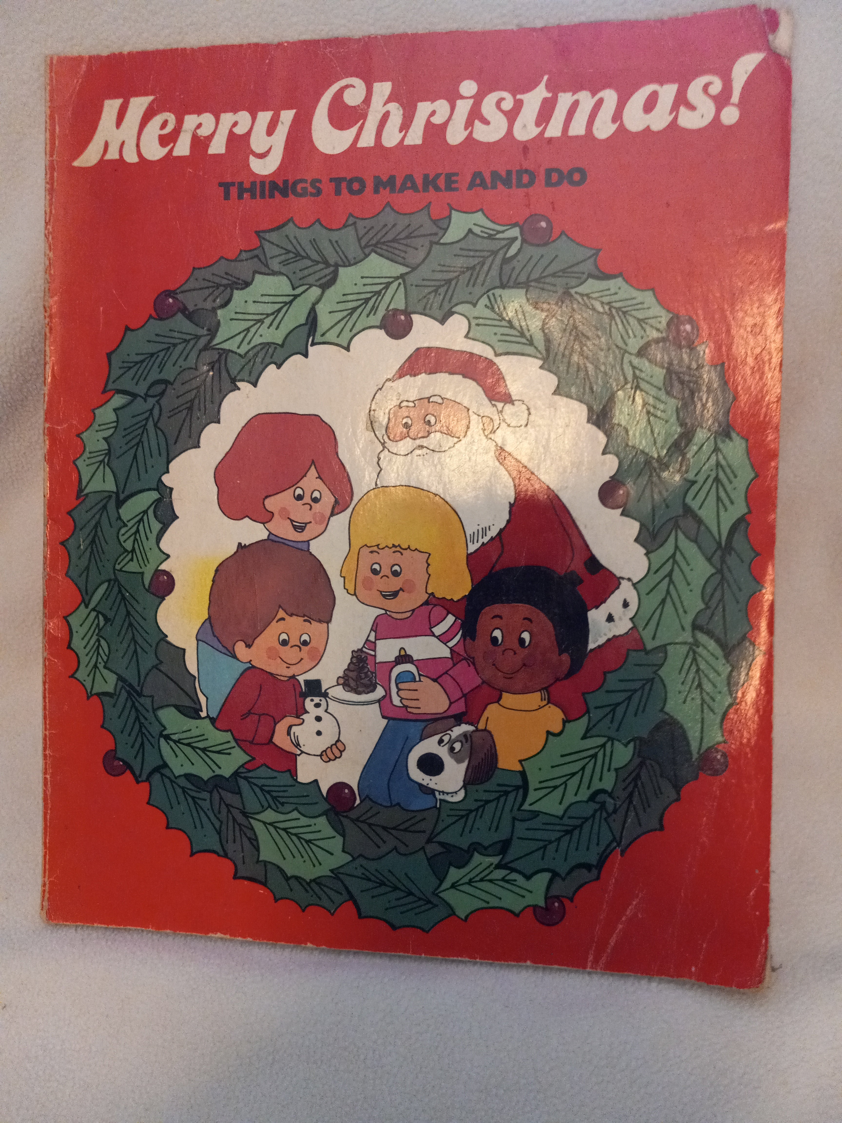 Book - Merry Christmas! Things to Make and Do