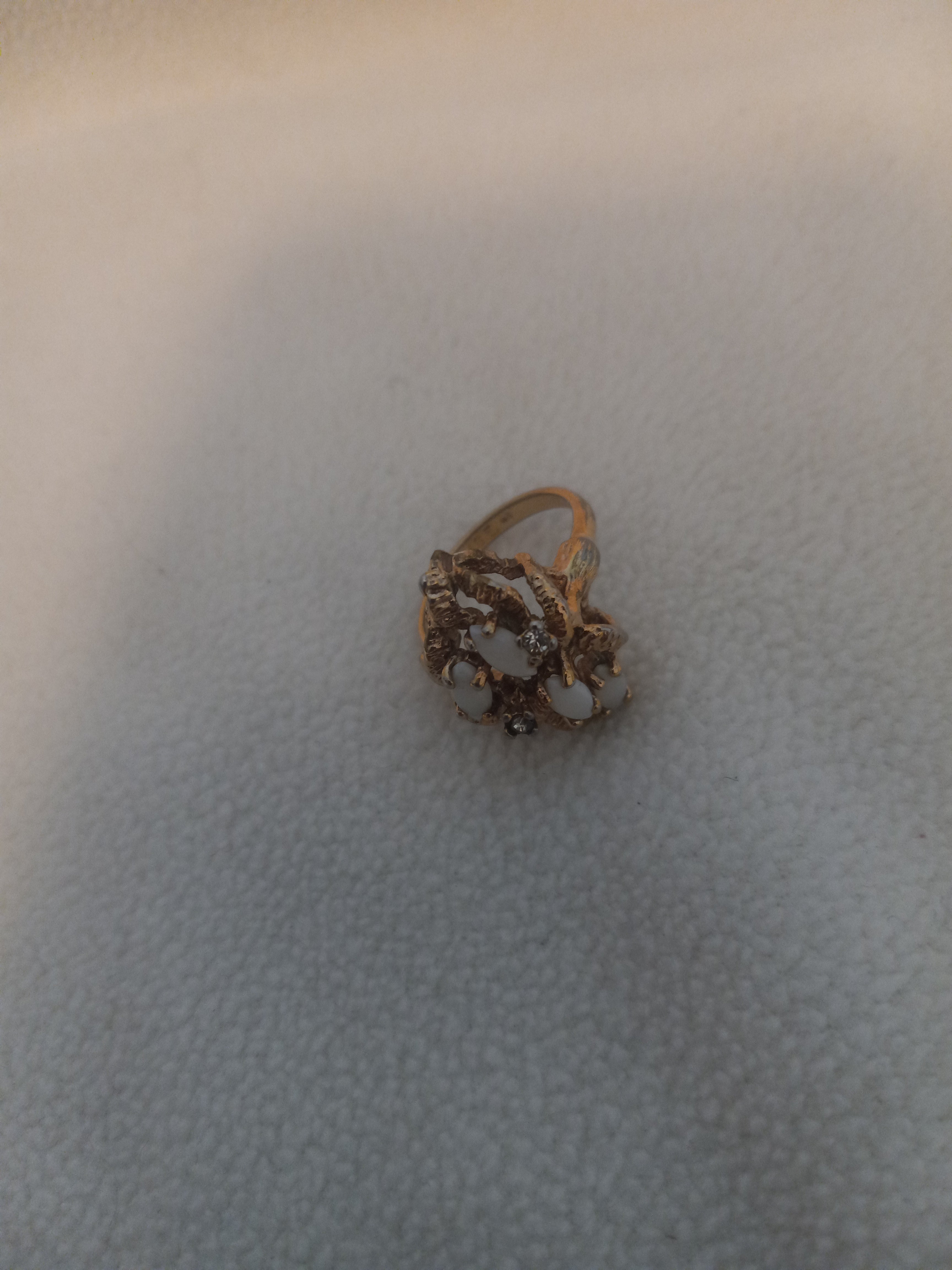 J 169  Cocktail Ring - Size 7