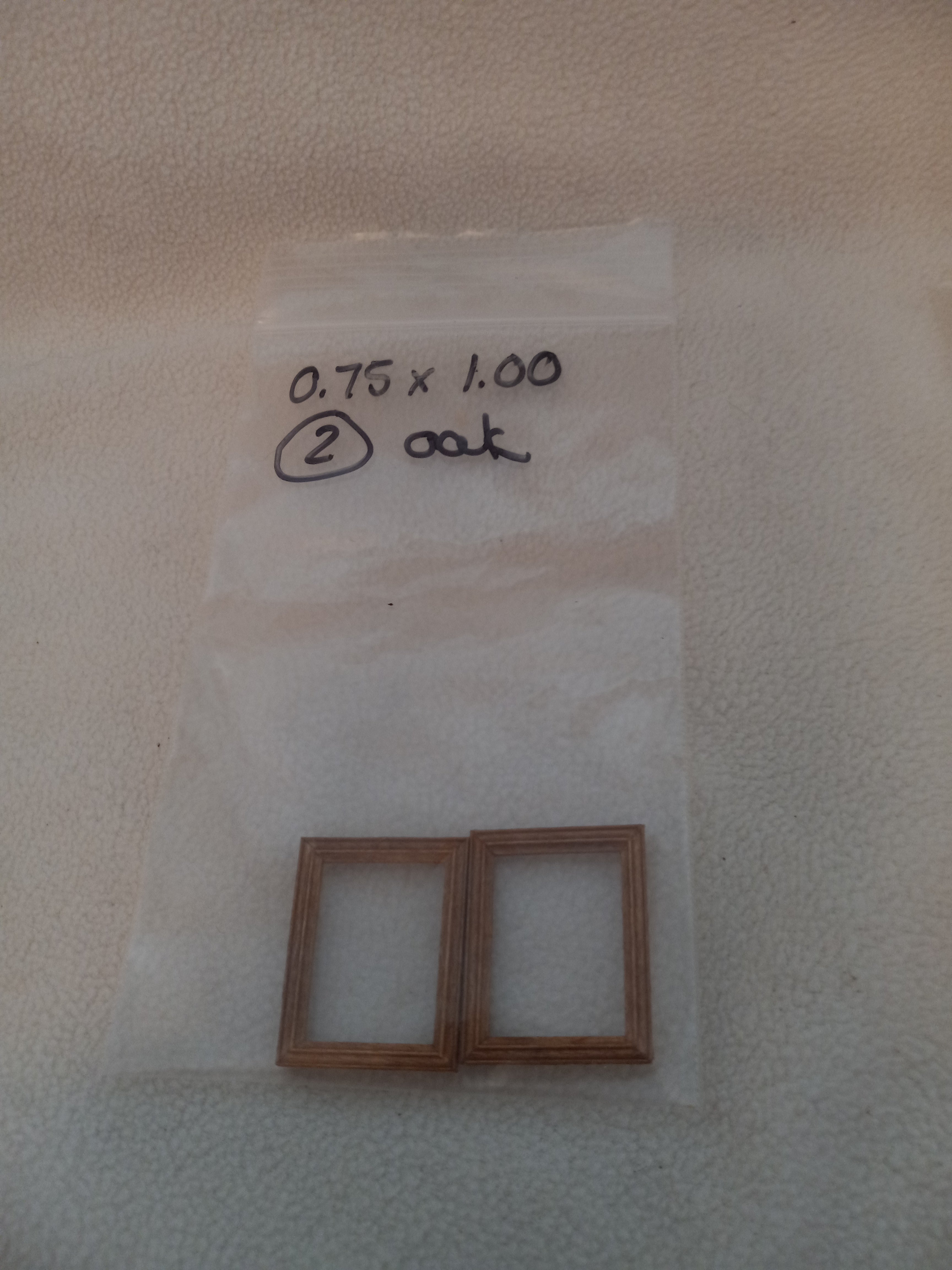 M 3  Dollhouse Miniatures 2 Oak Picture Frames -  1/12 Scale