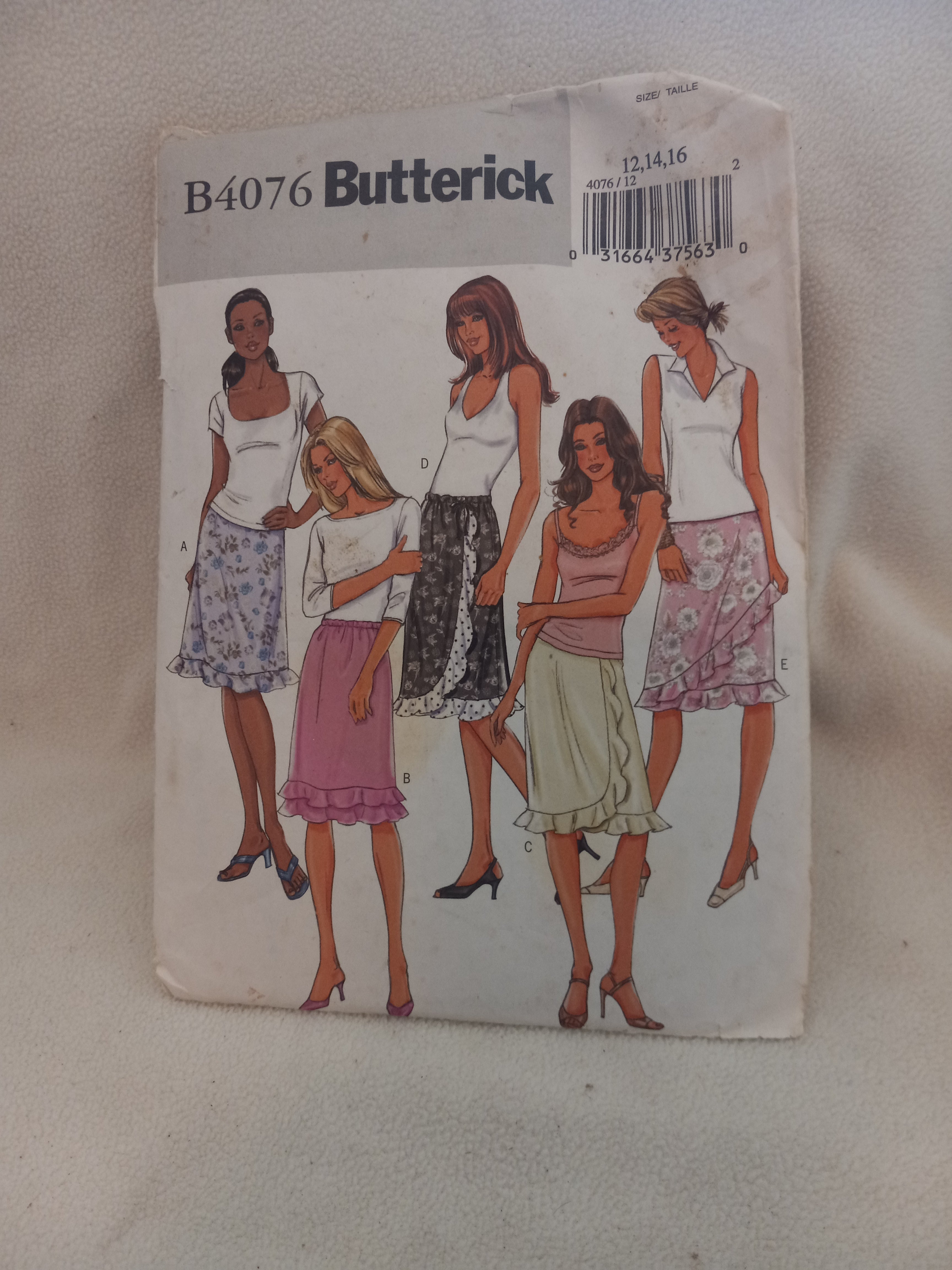 Butterick B4076 Skirt Pattern Sizes 12 - 14 - 16