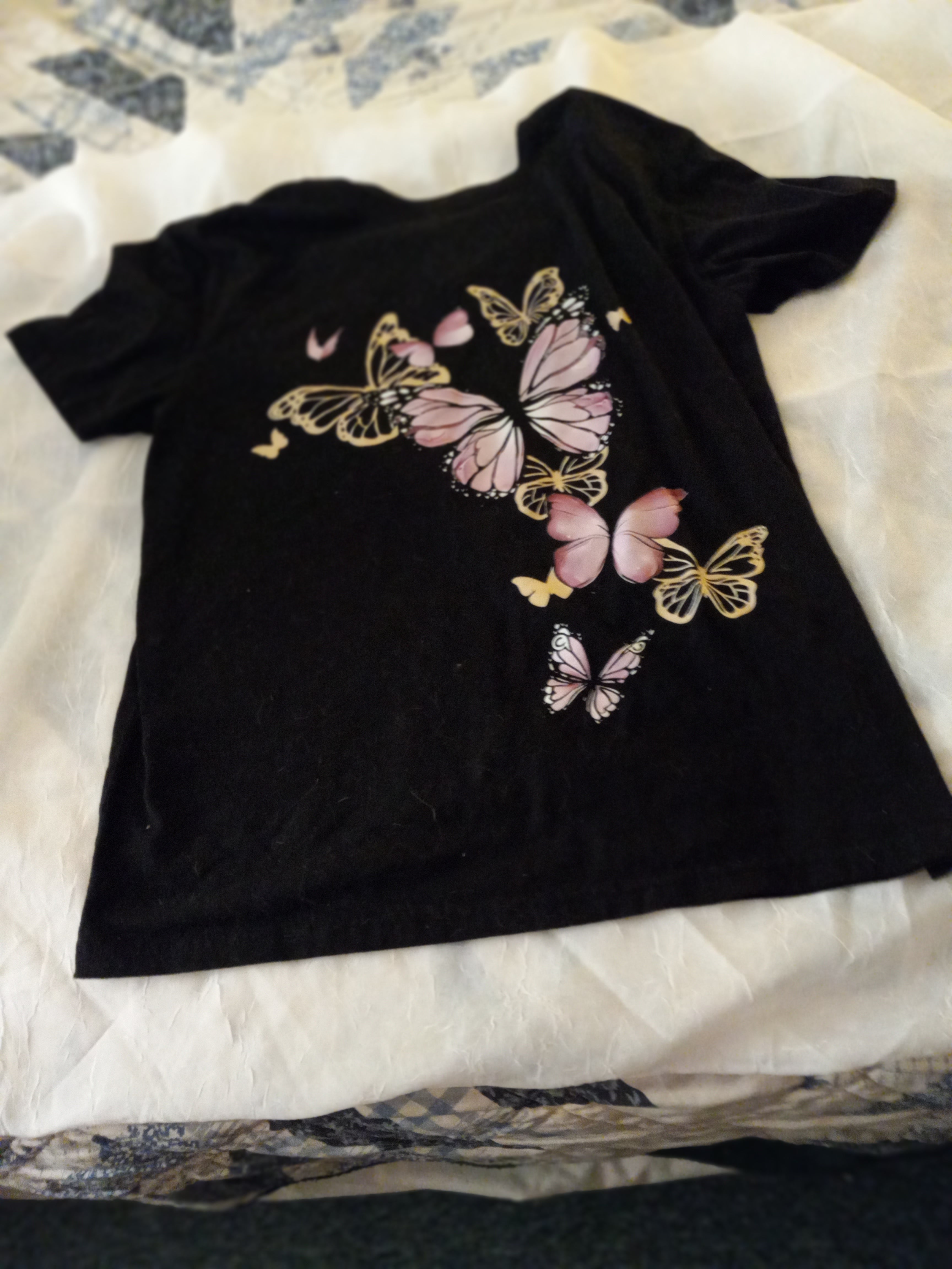 Ladies Black Butterfly Tee Shirt - Size Medium