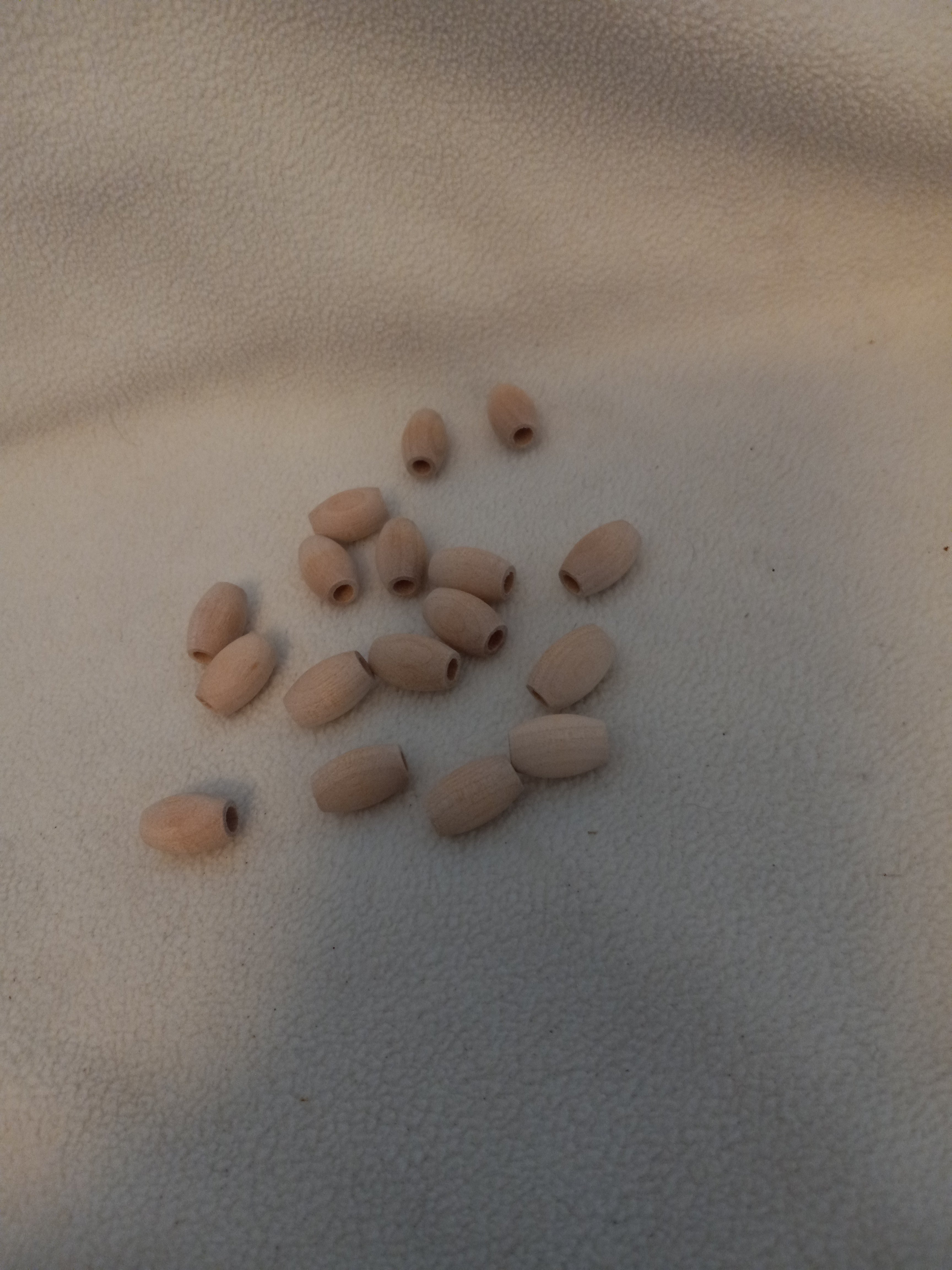 W 10  Lot of 17 Wood 1/2 inch Barrel Beads for Macrame