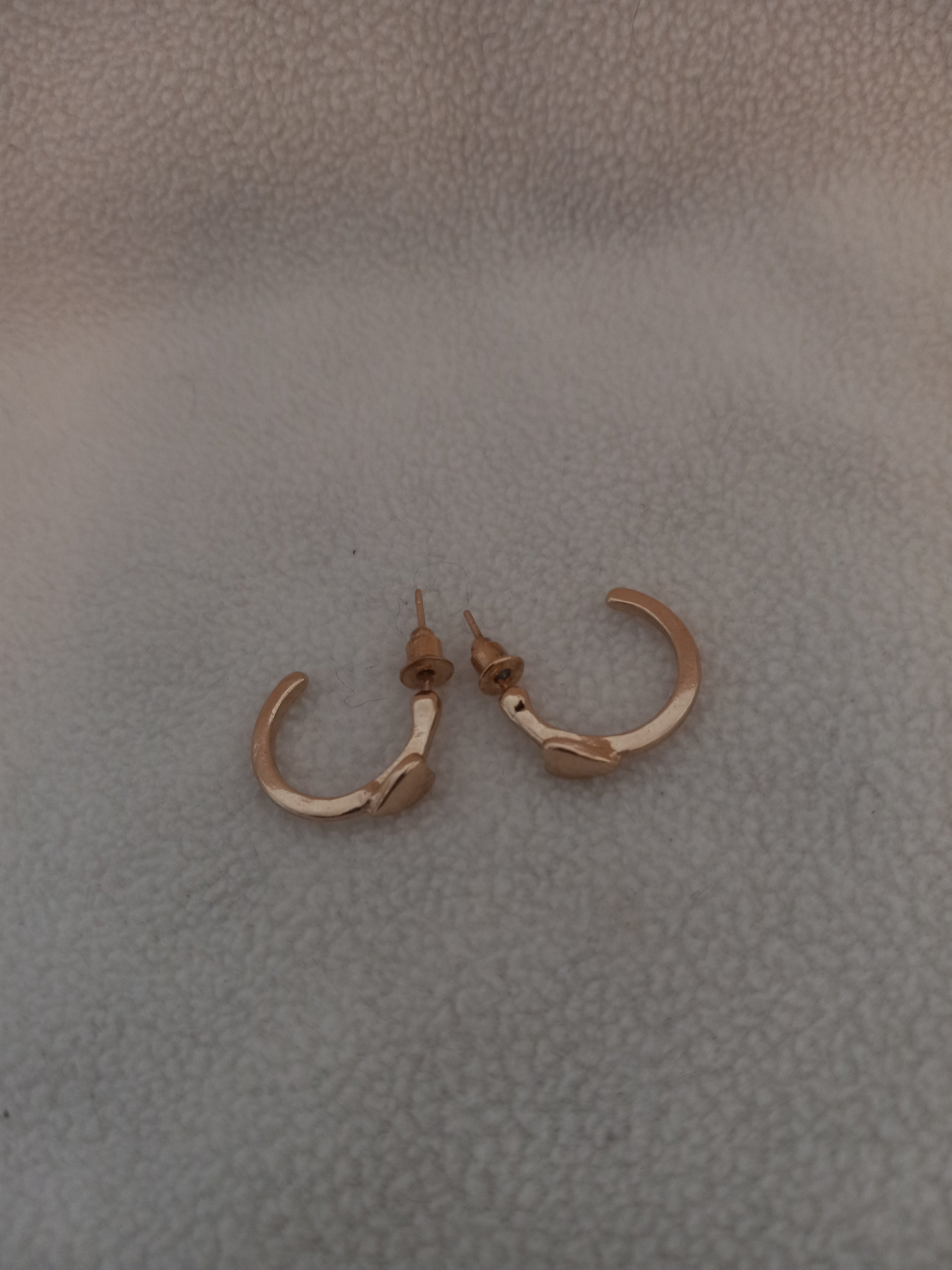 J 205 Gold  5/8 inch Hoop Earrings with a Heart