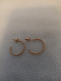 J 201  Gold 3/4 inch Hoop Earrings