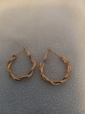 J 207  Gold 1 inch Twisted Hoop Earrings