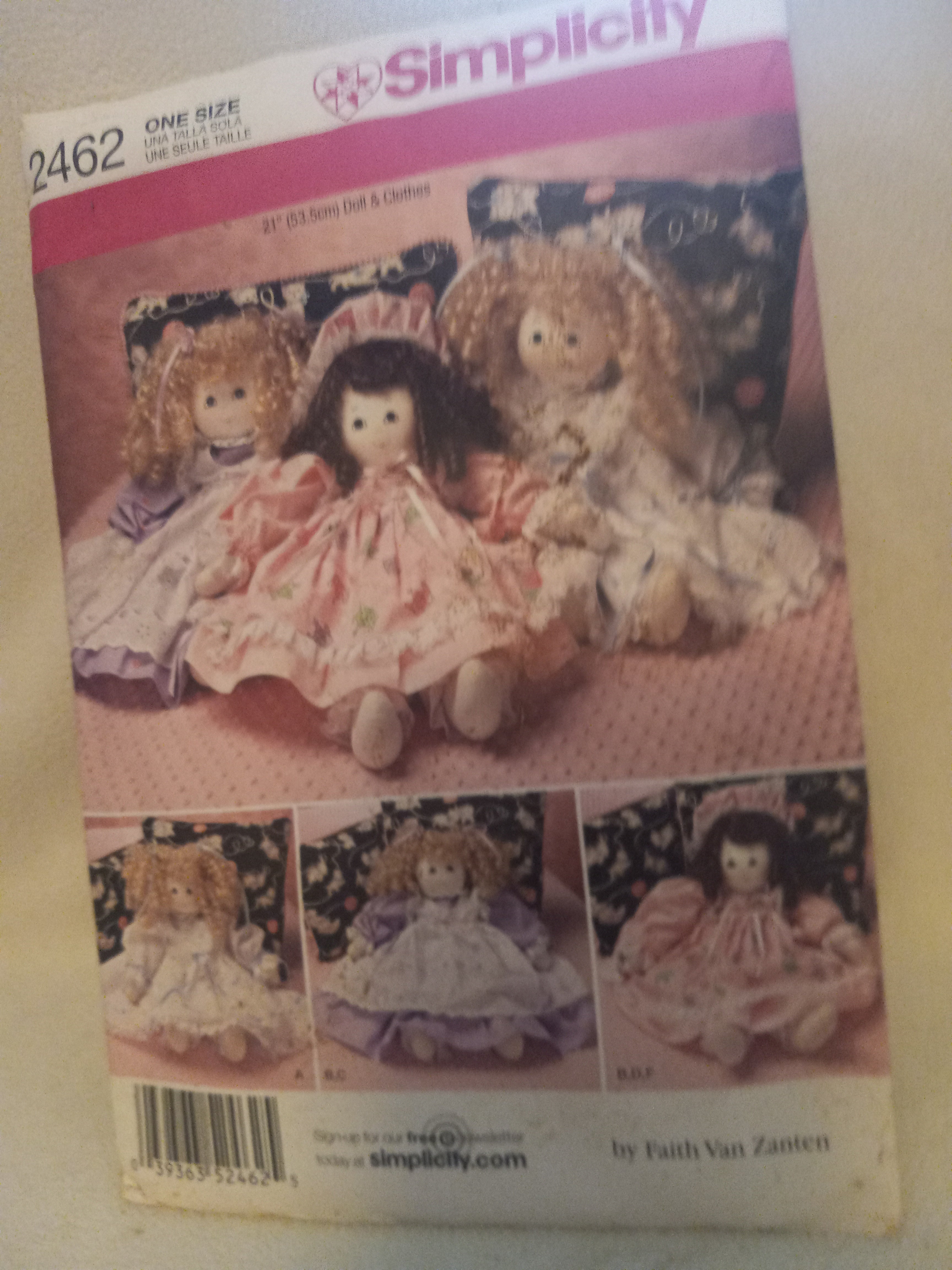 New Simplicity 2462 - 21 inch Doll and Clothes