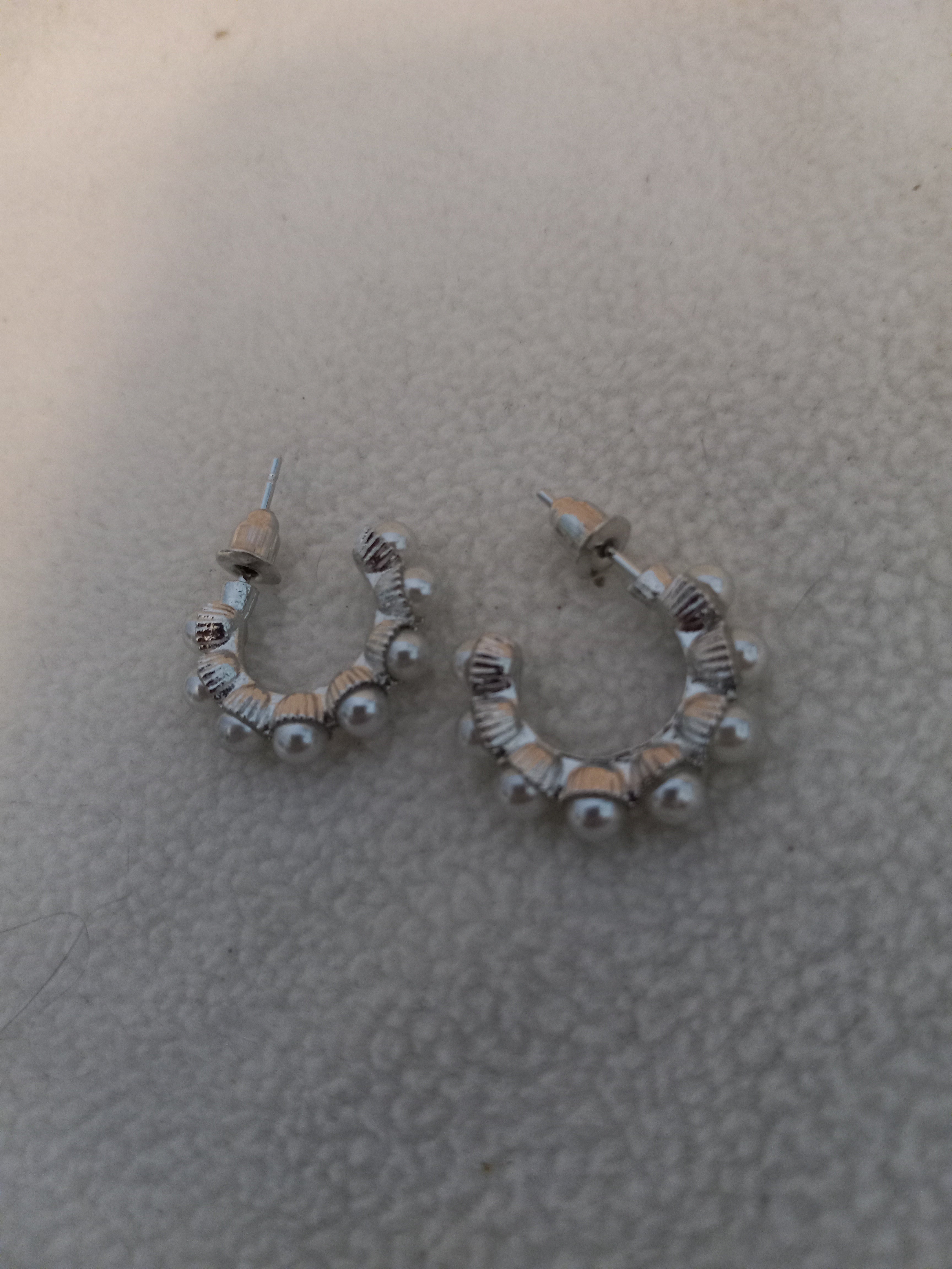 J 229  Silver and Imitation Pearl Hoop Earrings