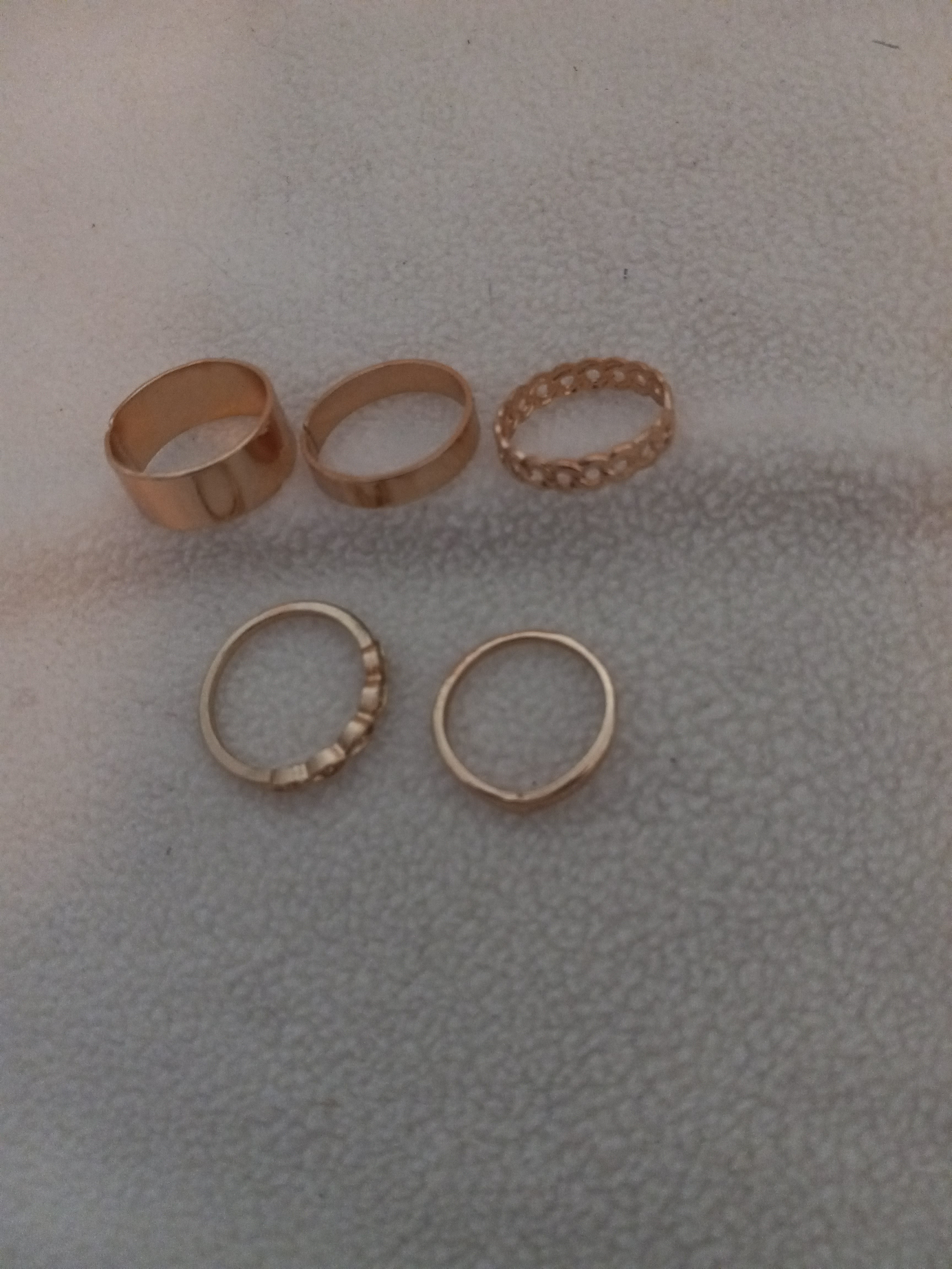 J 199  Lot of 5 Gold Rings -Size 6