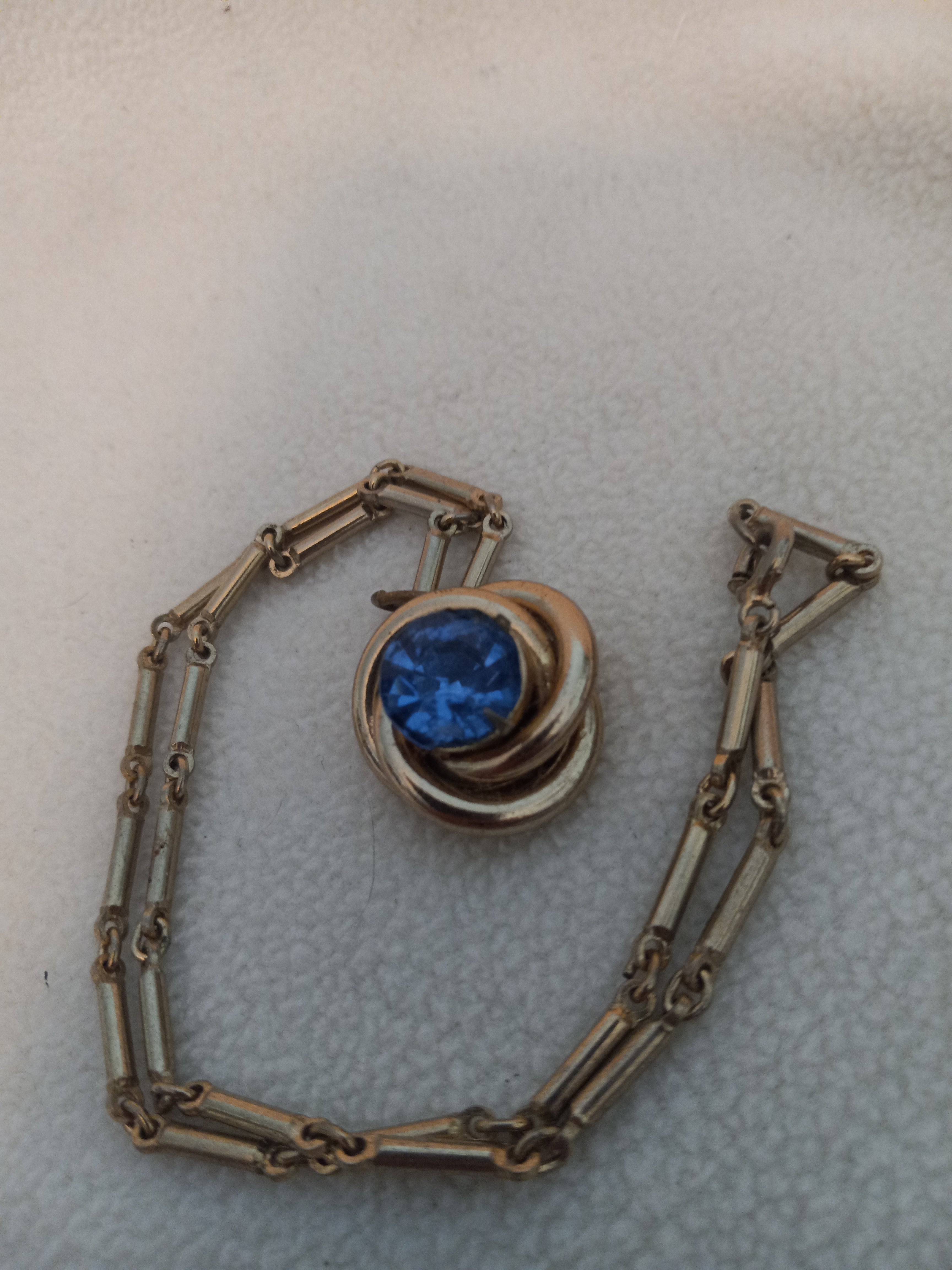 J 250  Unique Vintage 15 inch Necklace with a Sky Blue Stone