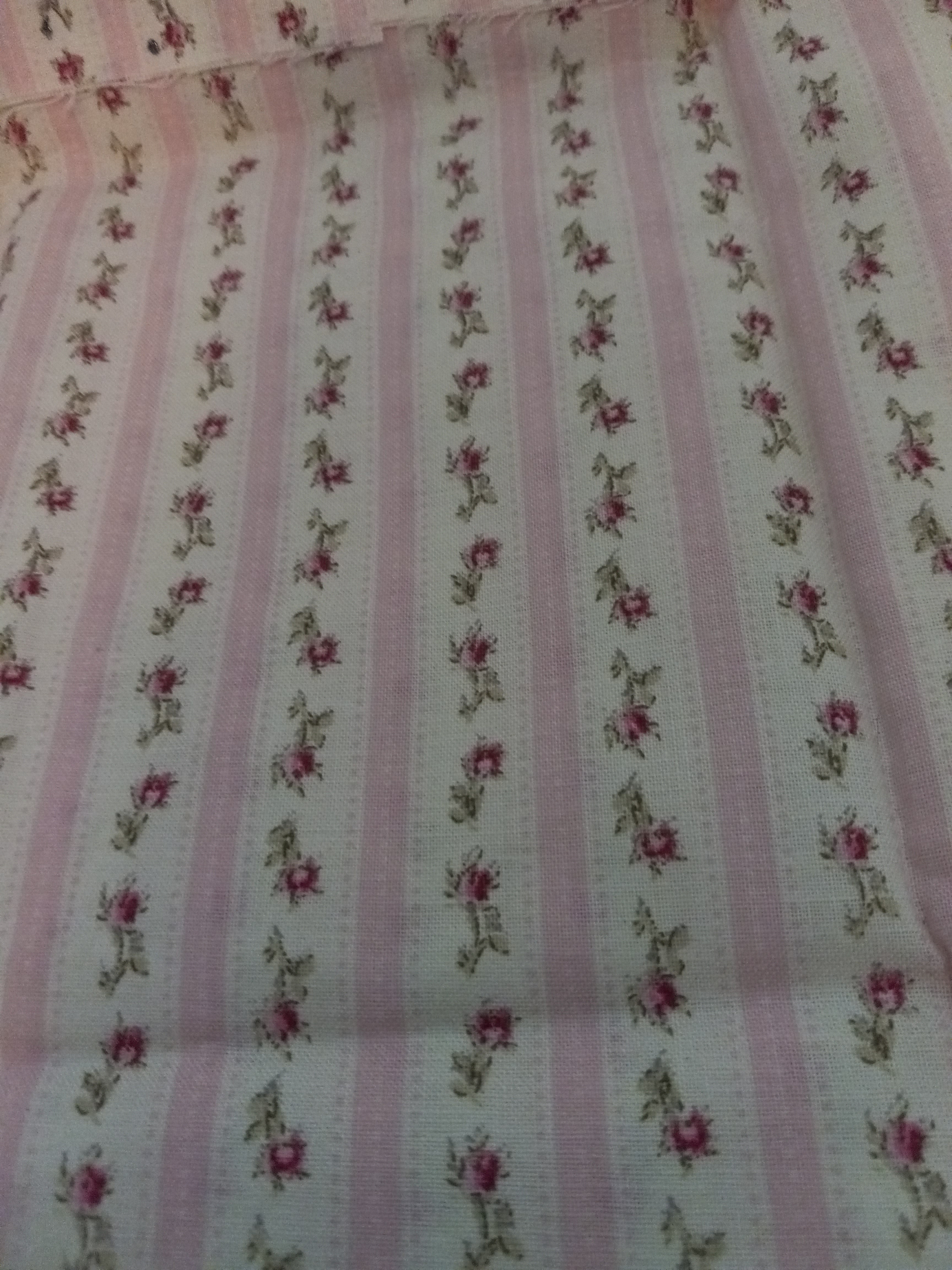F238  Cream and Peach Linen Stripe with Tiny Roses