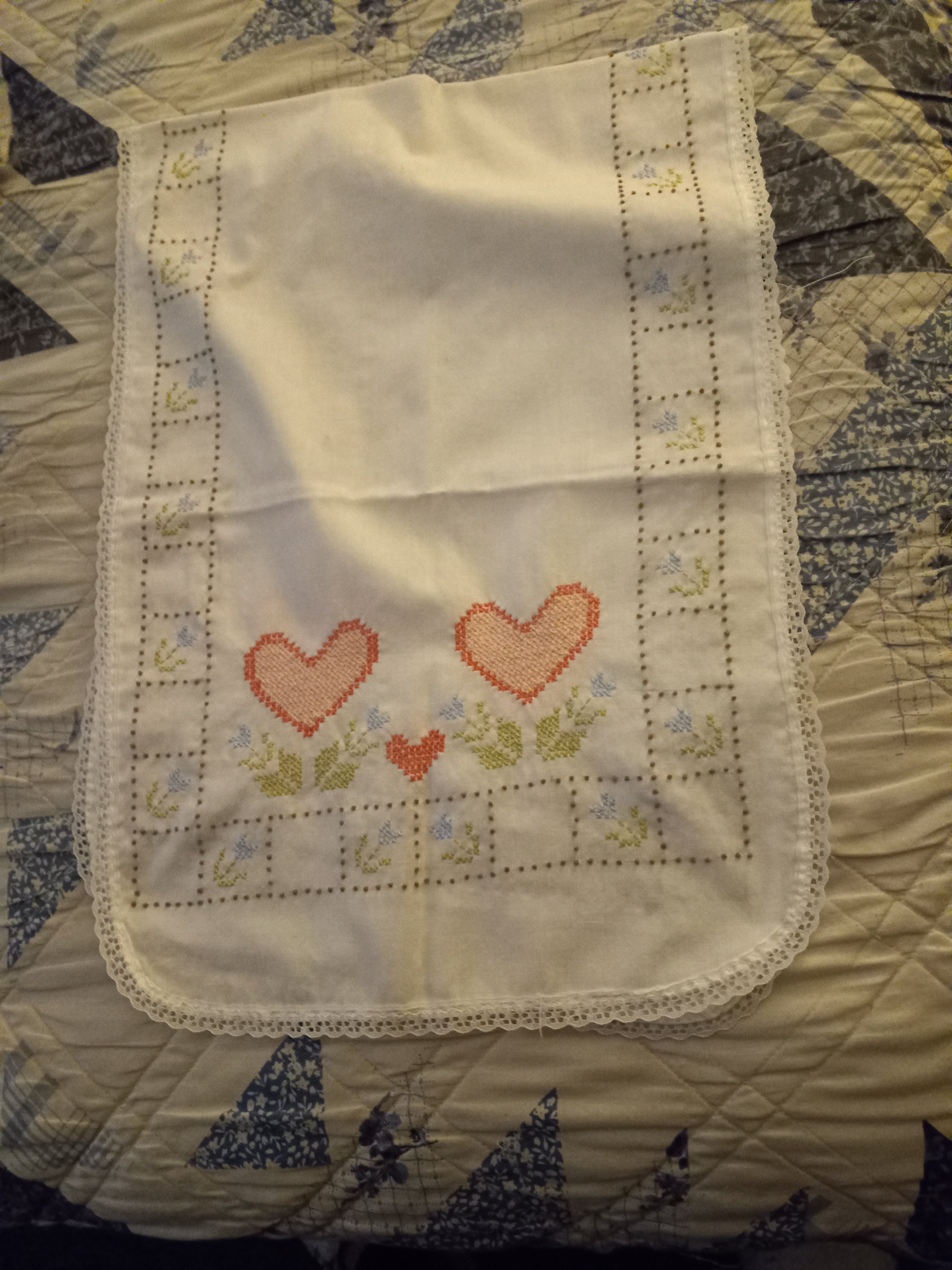 Vintage Linen - Embroidered Table Runner / Bureau Scarf 39 inches x 13 1/2 inches