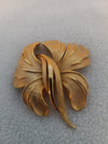 J 266  Gold Floral Lapel Pin