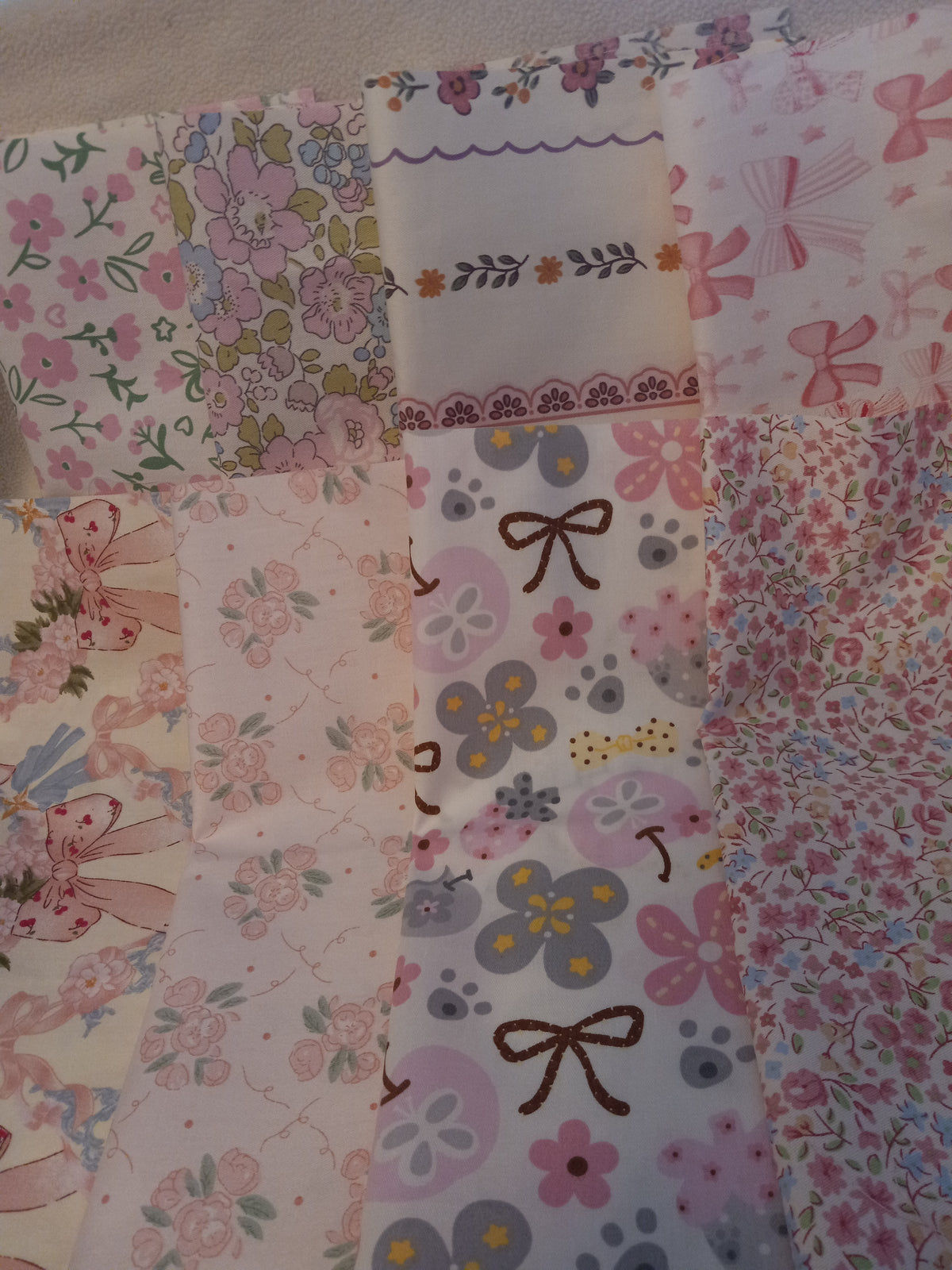 F 224  Fabric for Quilting and Crafts 8 Pieces - 10 in x 10 in - Pinks