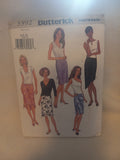 Pattern - Butterick 3392 - Misses'/Misses' Petite Skirts - Sizes 6-8-10