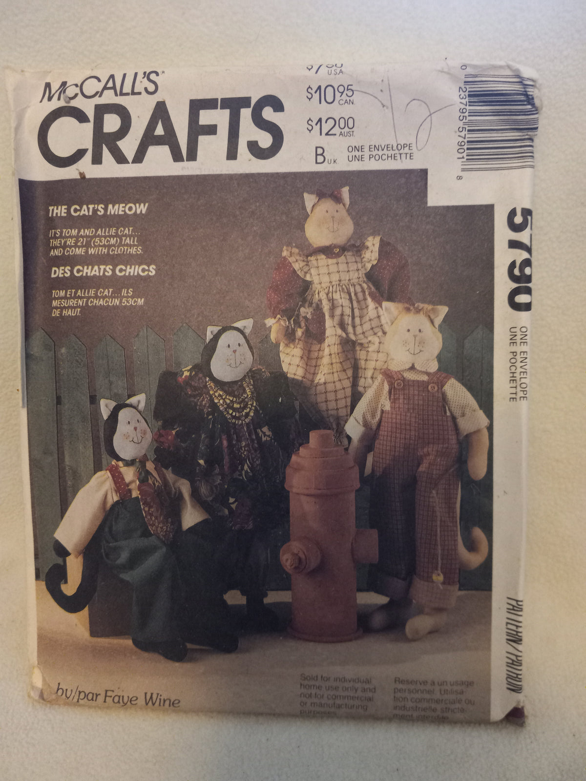 Pattern - McCall's Crafts 5790 - The Cat's Meow - Four 21 Inch Cat Dolls and Clothes