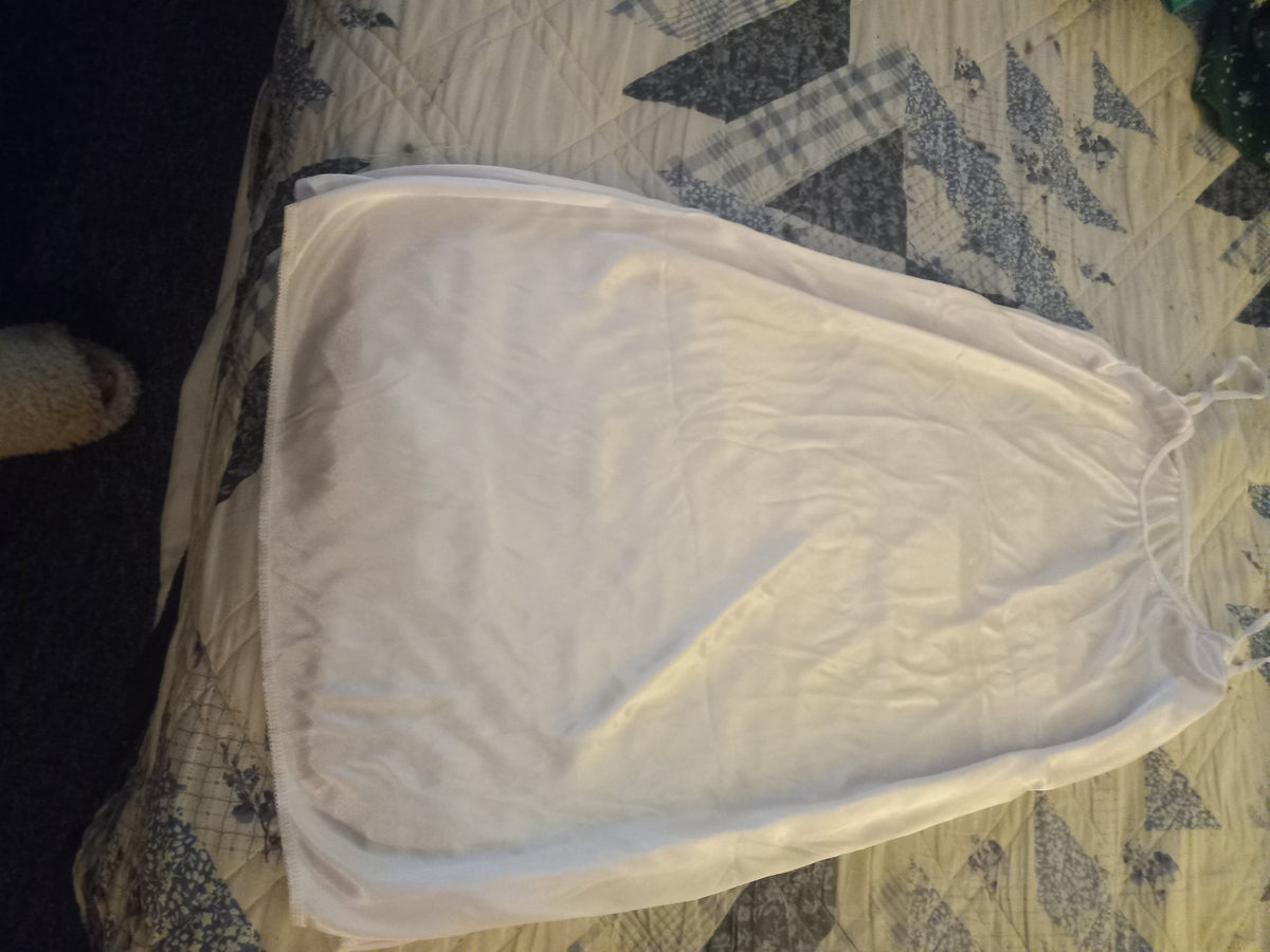 New White Nightgown - Size Large