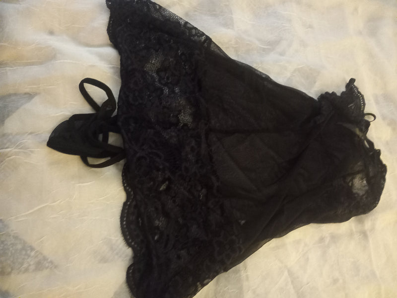New Black Lace Nightgown and Thong - Size Medium